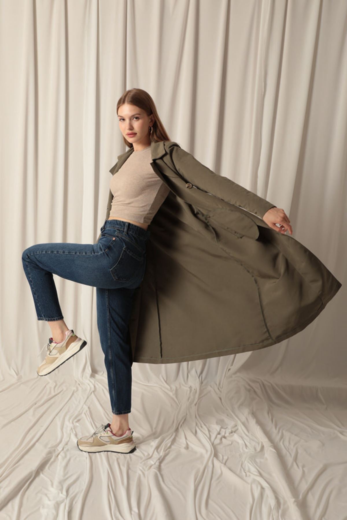 Torino Kumaş Sıvı Geçirmez Maxi Boy Kadın Haki Trençkot