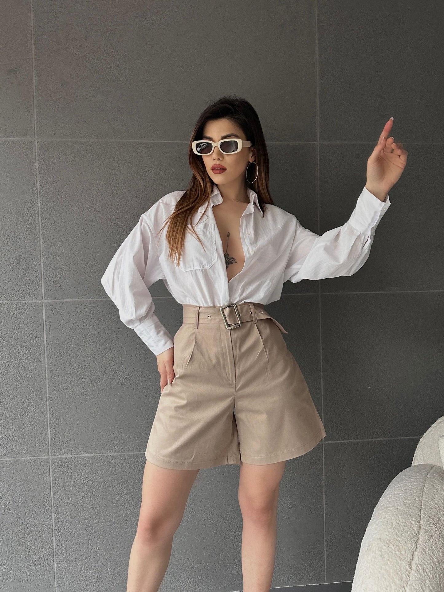 Kuş Gözü Kemerli Geniş Paçalı Mom Şort