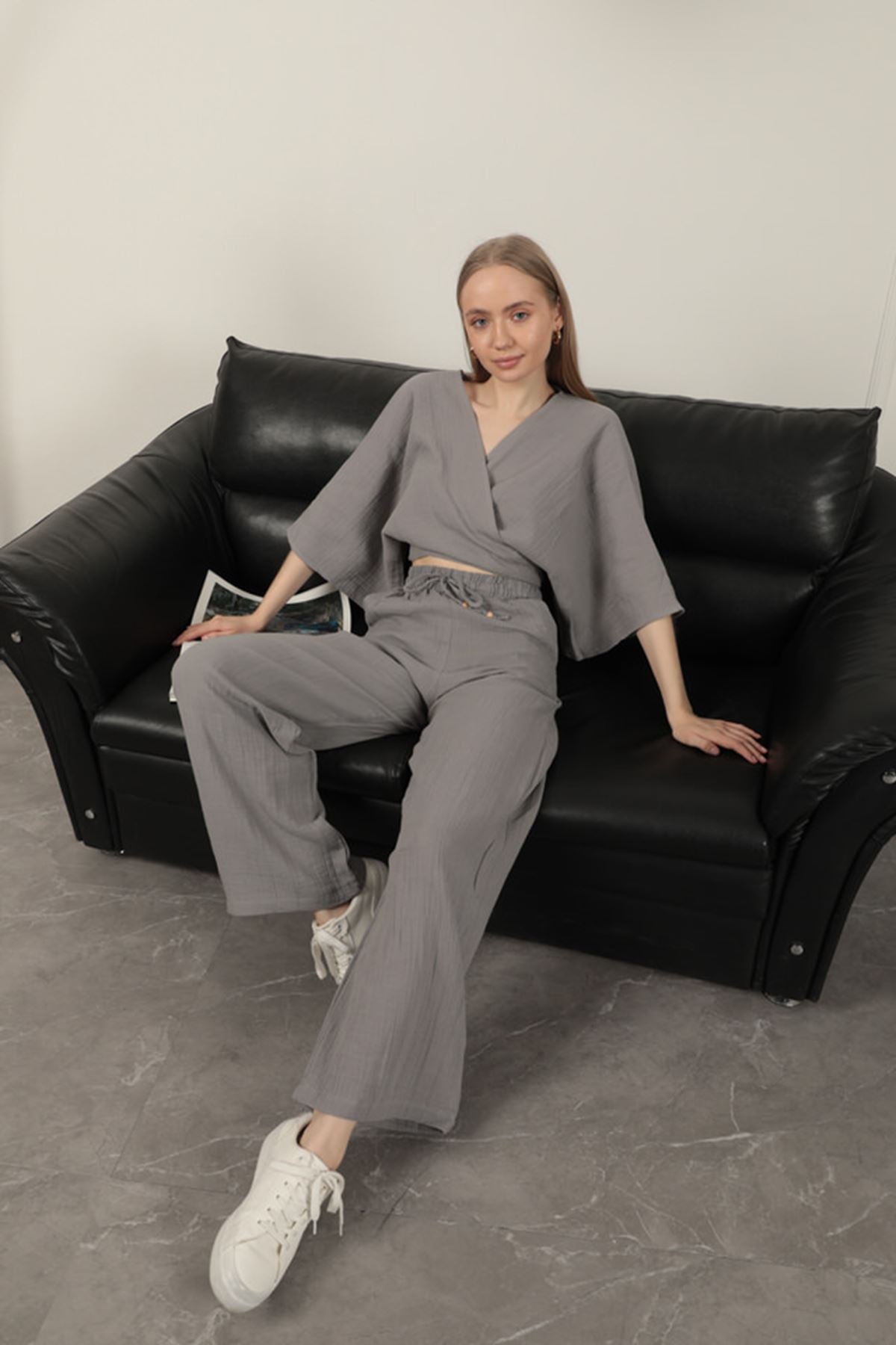 ✨ Müslin Kumaş Bol Paça Kadın Pantolon – Gri ✨