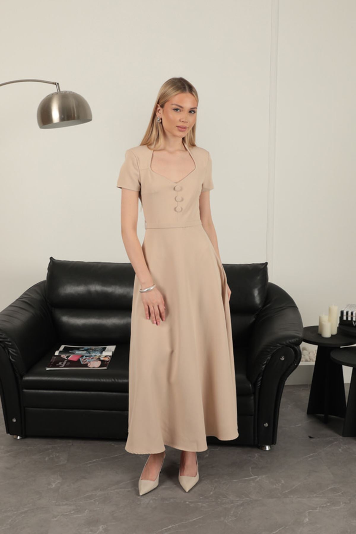 Double Atlas Kumaş Kemerli Elbise-Bej