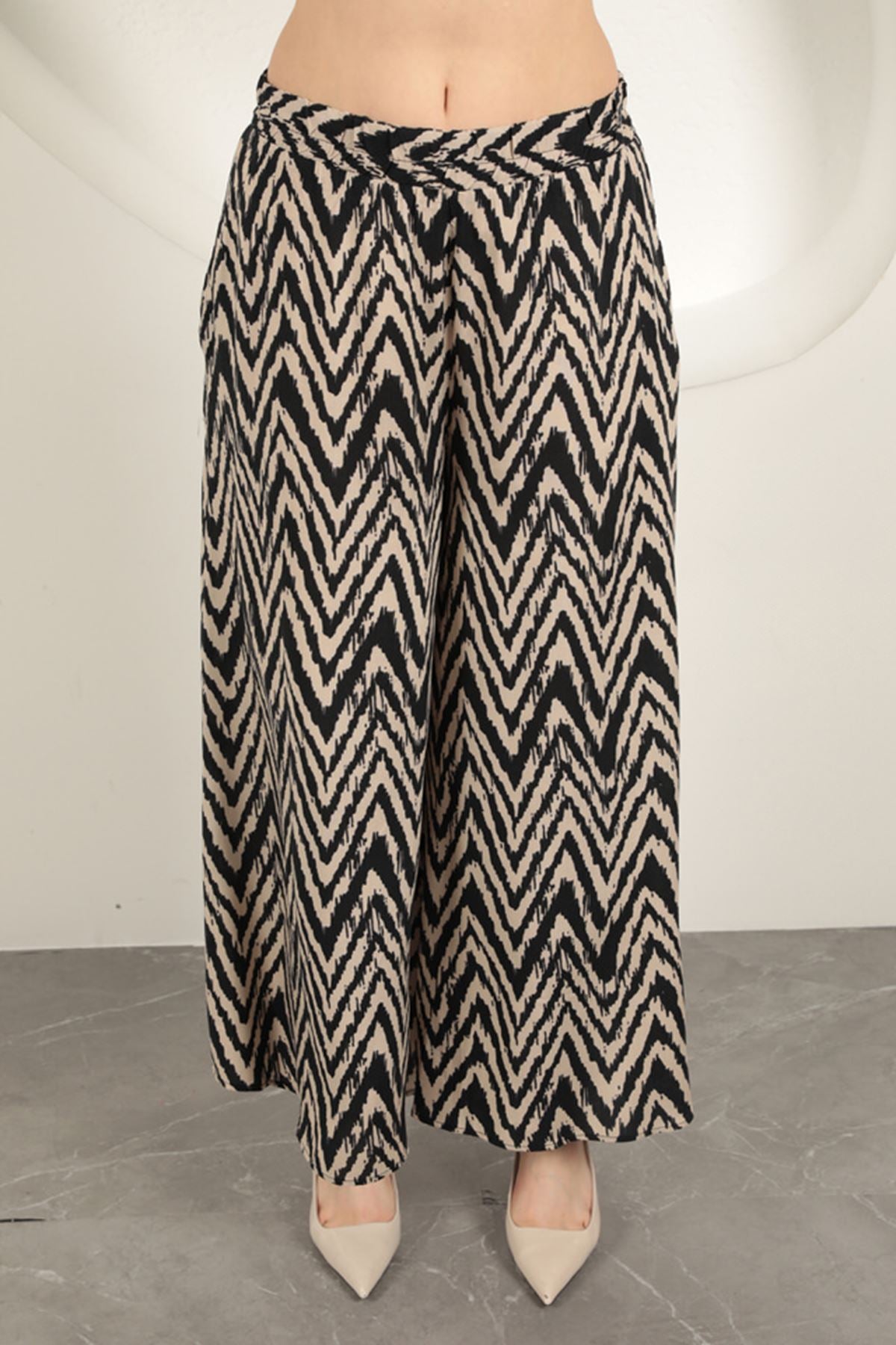 Viskon Kumaş Çizgili Kadın Takım-Bej