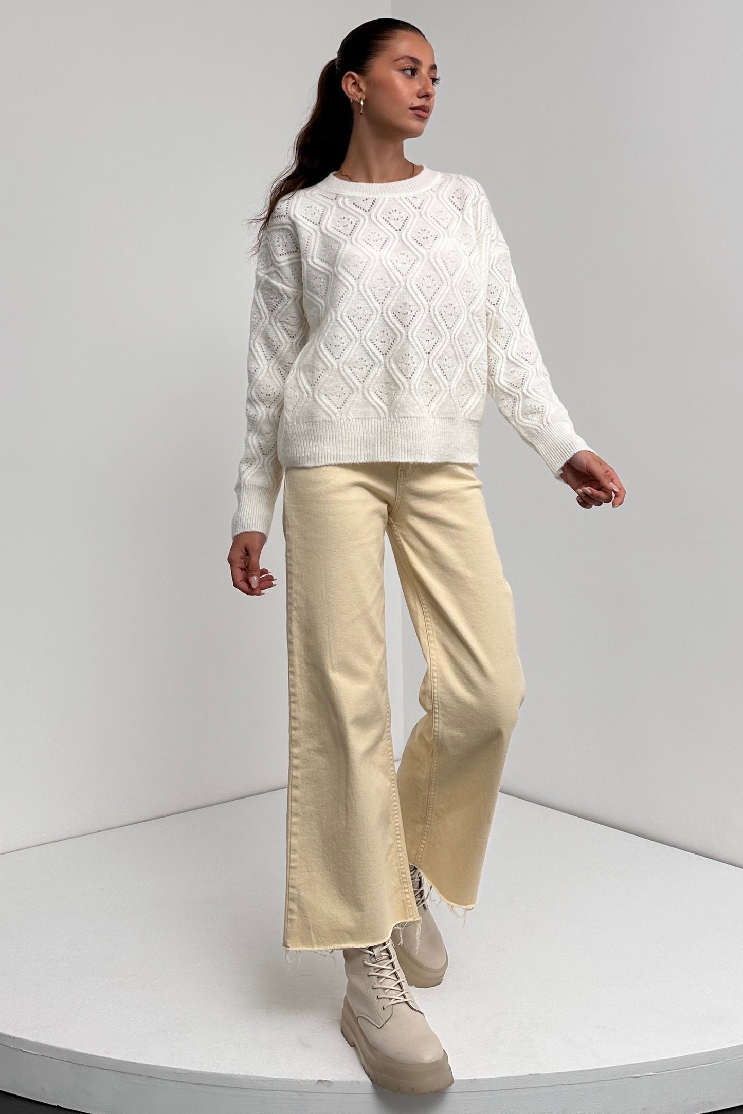 Bisiklet Yaka Desenli Dokulu Triko Kazak”