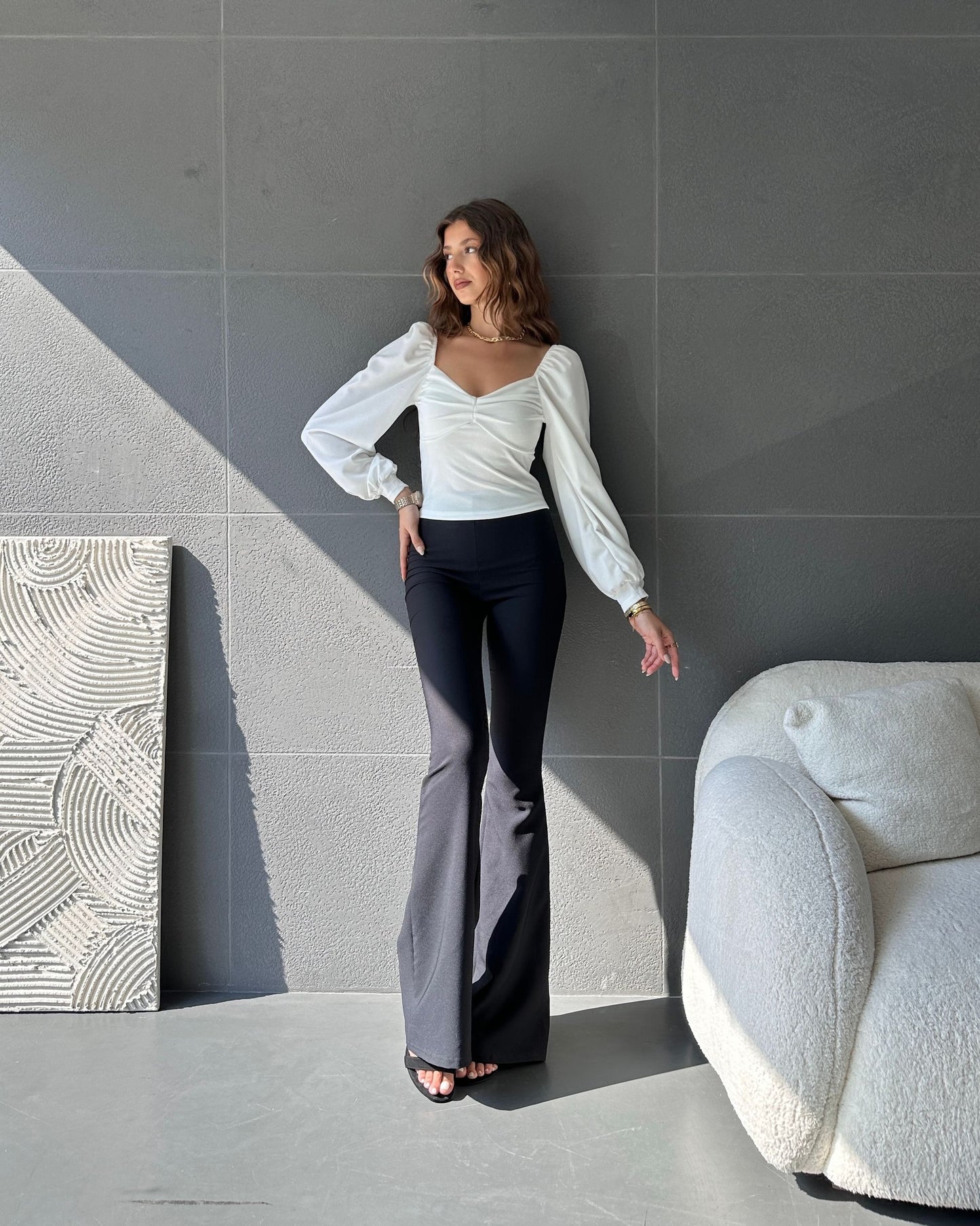 Düşük Omuz Detaylı Şifon Bluz