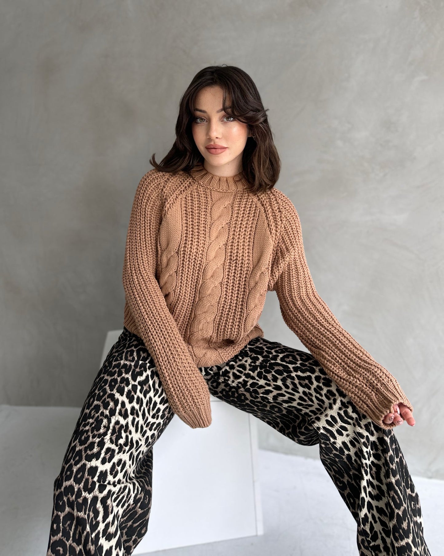 Bisiklet Yaka Örgü Desenli Triko Kazak