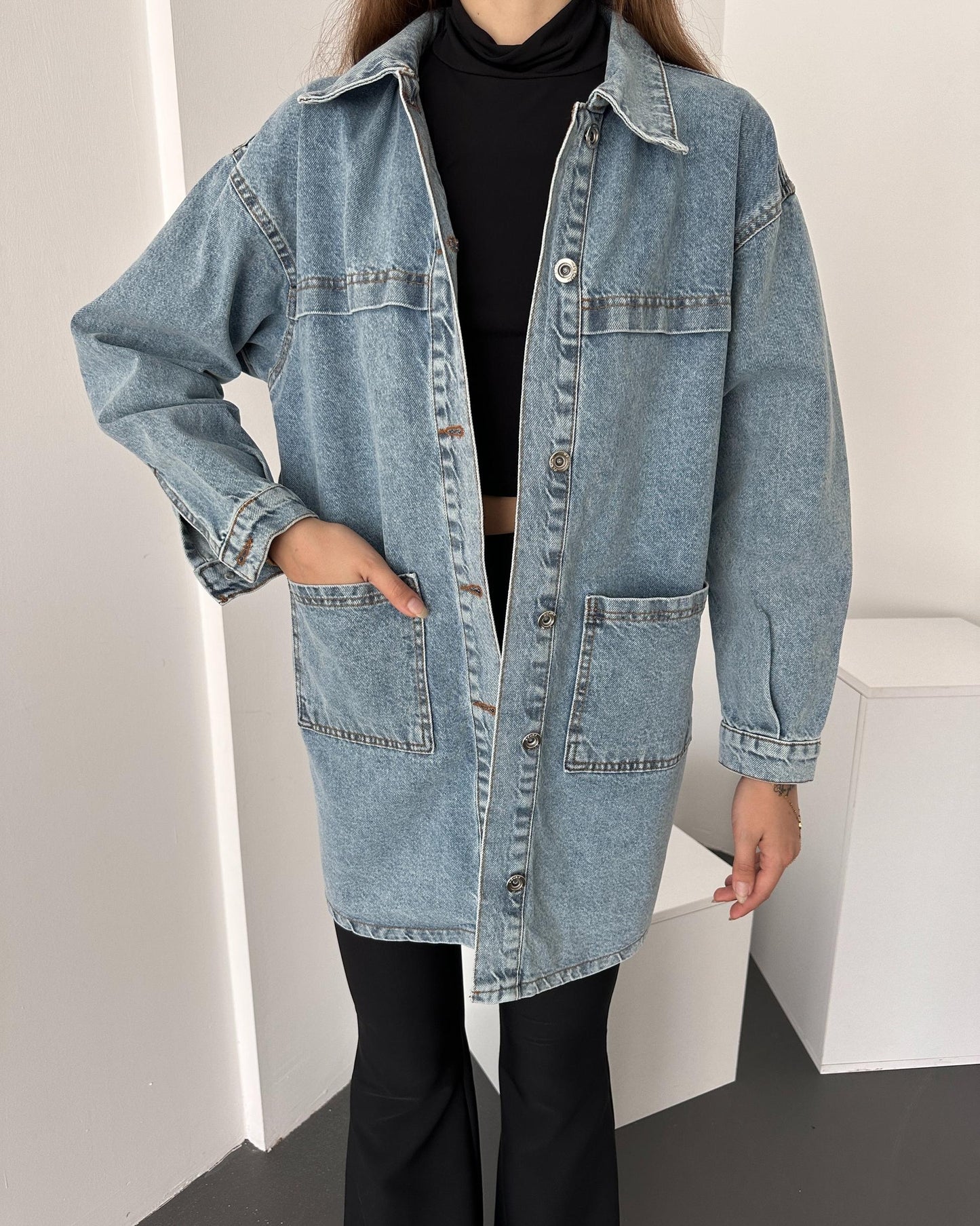 Düğmeli Çift Cep Oversize Denim Gömlek Ceket