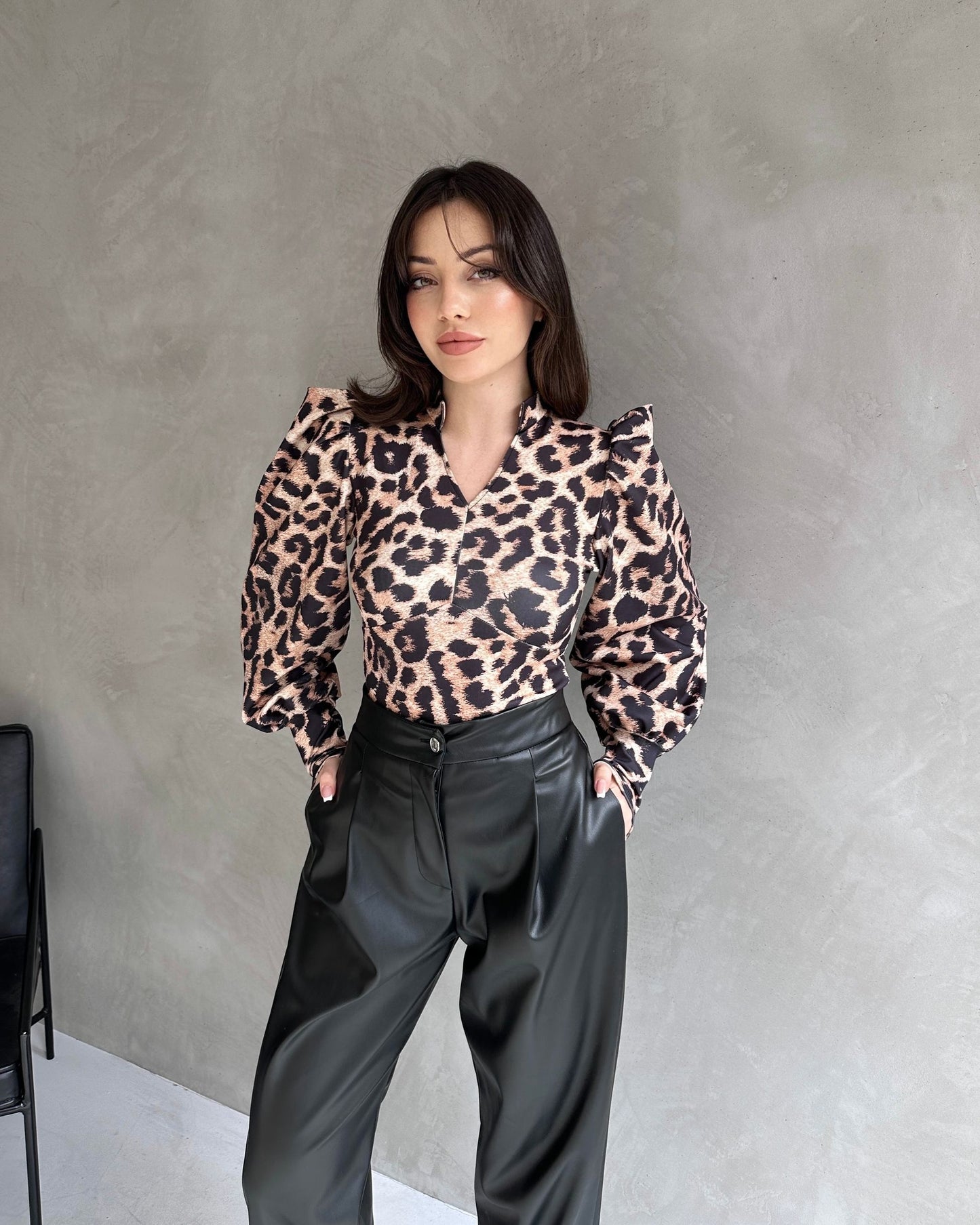Hakim Yaka Leopar Desenli Dalgıç Bluz