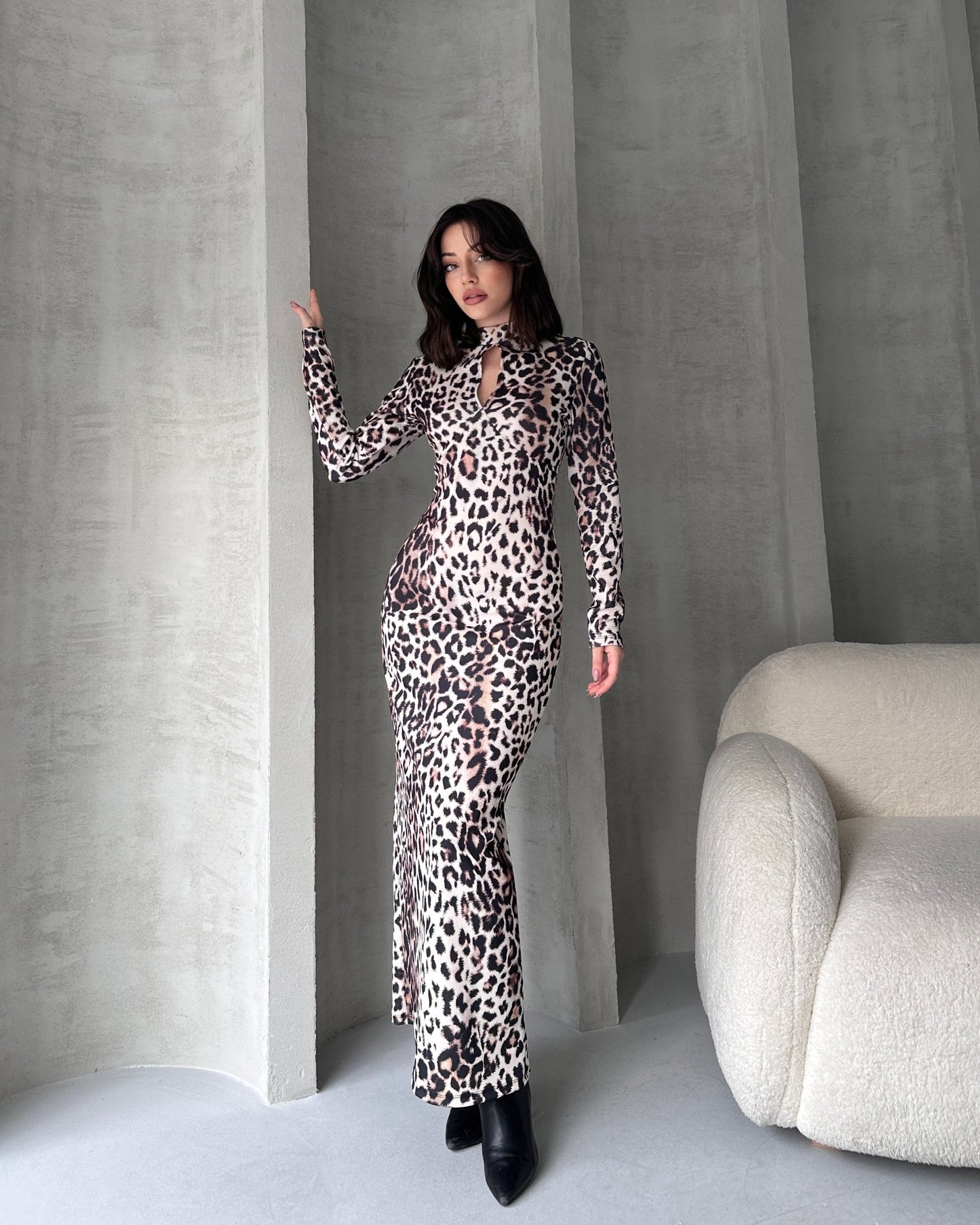 Öpücük Yaka Maxi Boy Desenli Elbise