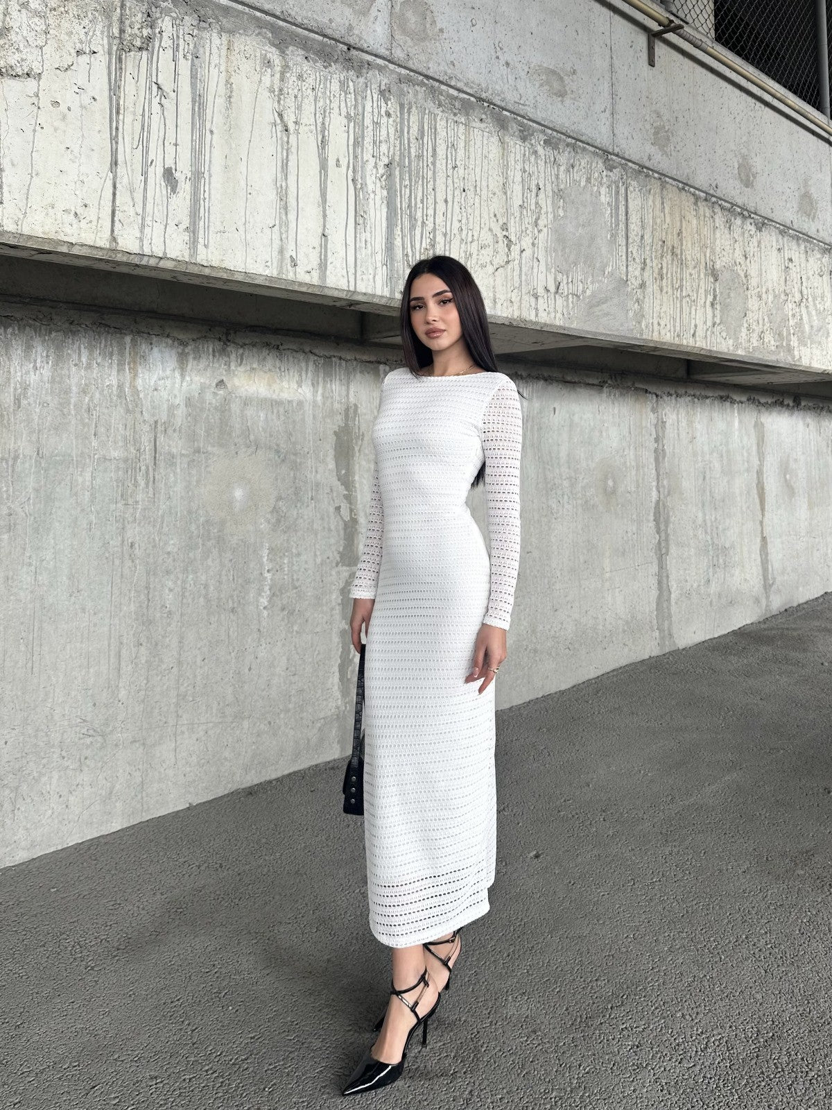 Sırt Dekolteli File Detaylı Elbise