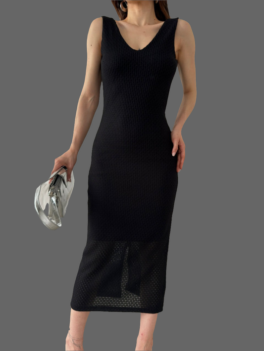 V Yaka Sırtı Bağcık Detaylı Triko Elbise