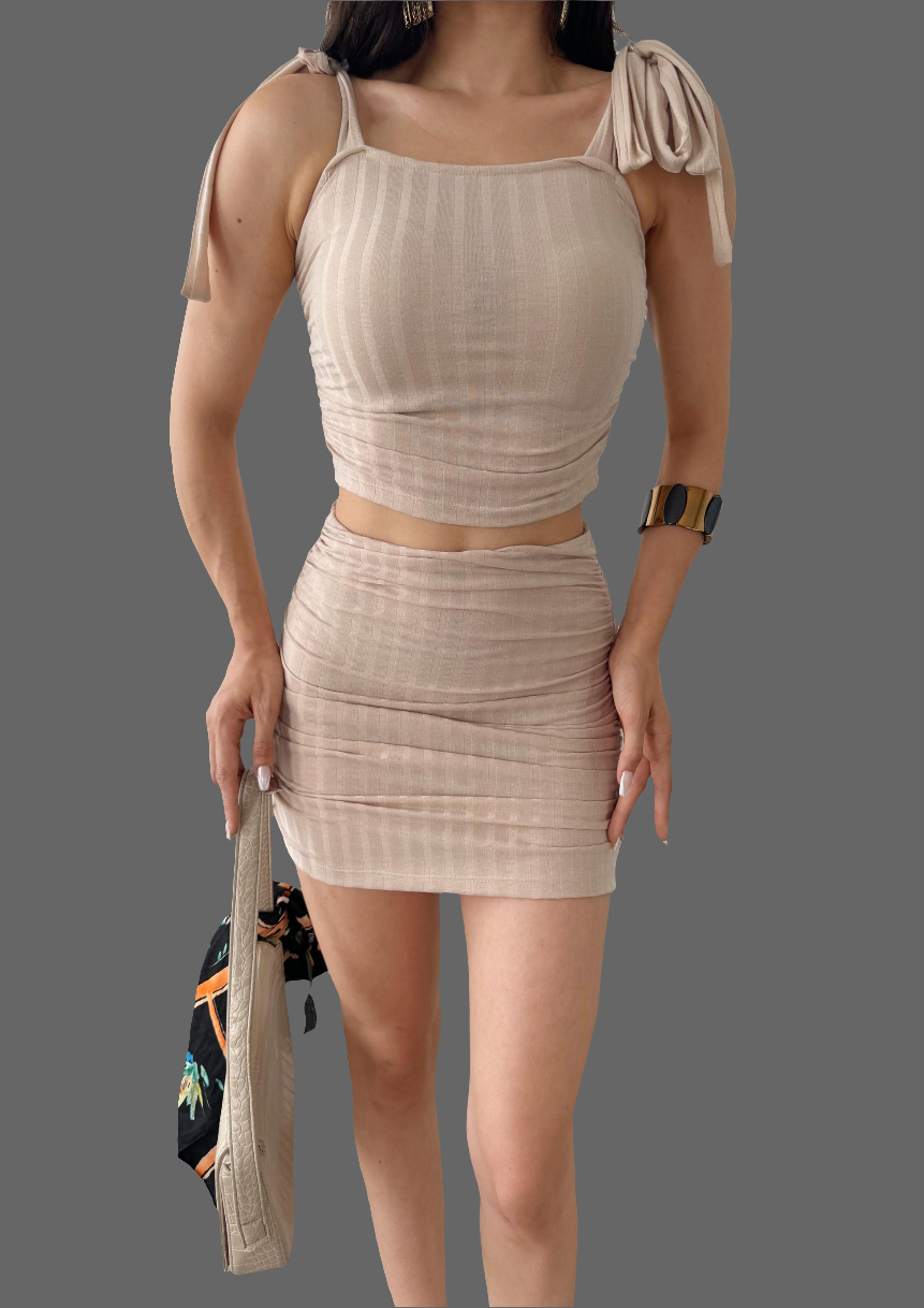 ✨ Bağcık Detaylı Crop Bluz ve Etek İkili Takı✨